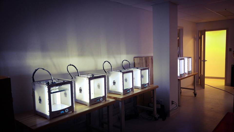 Photo du laboratoire d'impression 3D de l'école de design